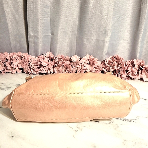 HOBO Int'l Metallic Rose Gold/Rosé Champagne Leather Satchel Shoulder Bag - Picture 6 of 9